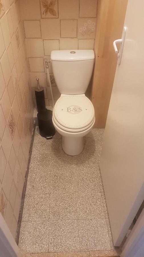 New Cheap Private Room, Kitchen , Overwieuw Sea,Tram On Spot, 12 Minutes From Nice Train Station With Tram , Beach In 17 Min Tram , Chambre Privee Pas Cher, Cuisine Equipee , Tram Sur Place, Apercu Mer, 12 Min De La Gare De Nice Avec Le Tram, 17 Min Eksteriør bilde