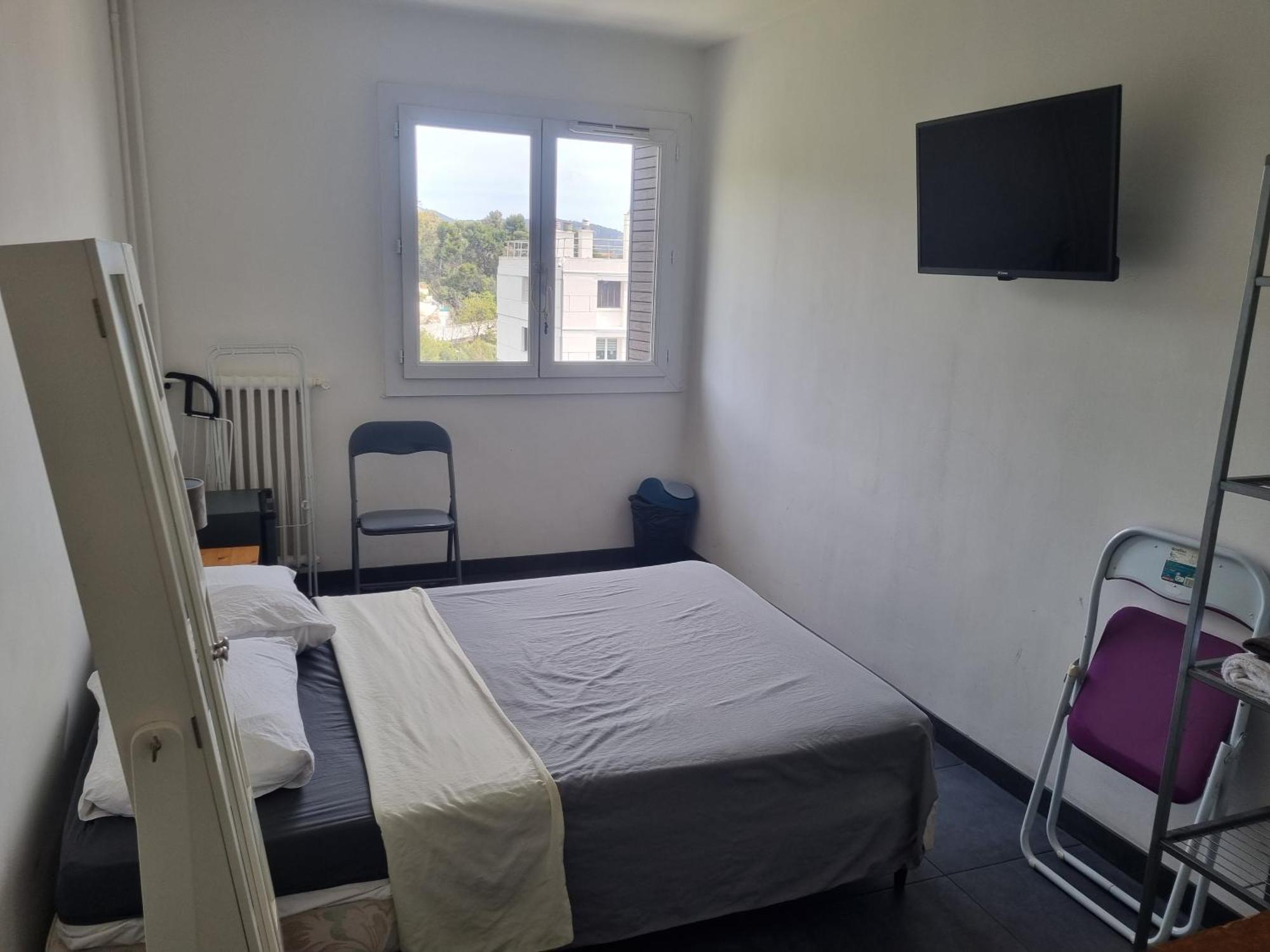 New Cheap Private Room, Kitchen , Overwieuw Sea,Tram On Spot, 12 Minutes From Nice Train Station With Tram , Beach In 17 Min Tram , Chambre Privee Pas Cher, Cuisine Equipee , Tram Sur Place, Apercu Mer, 12 Min De La Gare De Nice Avec Le Tram, 17 Min Eksteriør bilde